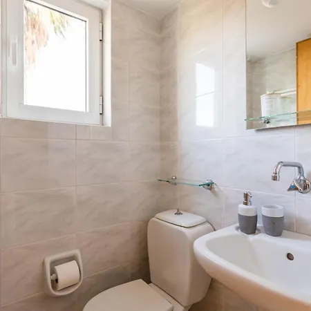 Maisonette With Palms بيت للعطل *