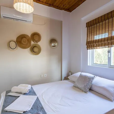 Maisonette With Palms בית נופש Stoúpa